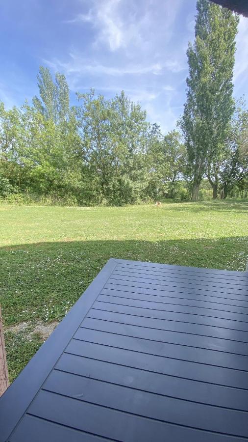 Joli Appartement 27M2 Oasis Provencale En Village Vacances En Camargue آرْلْ المظهر الخارجي الصورة